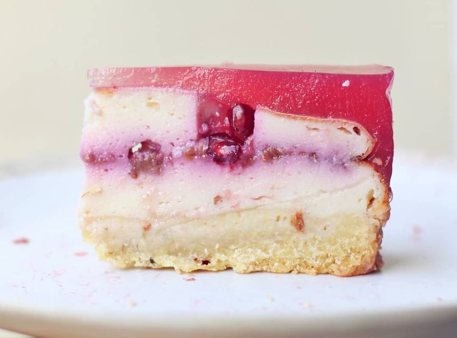 Cheesecake framboise, jasmin &amp; grenade – Healthy Lalou